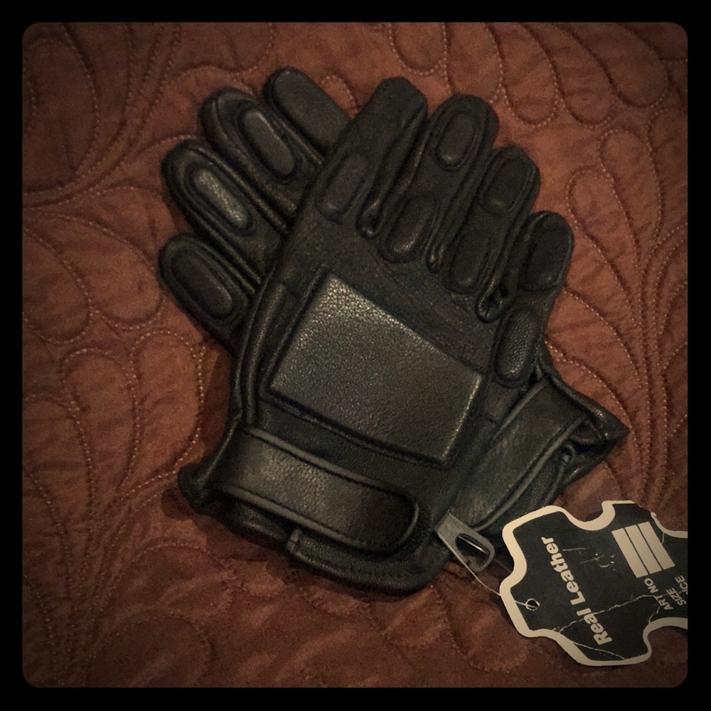 Black Leather Motorcycle Gloves